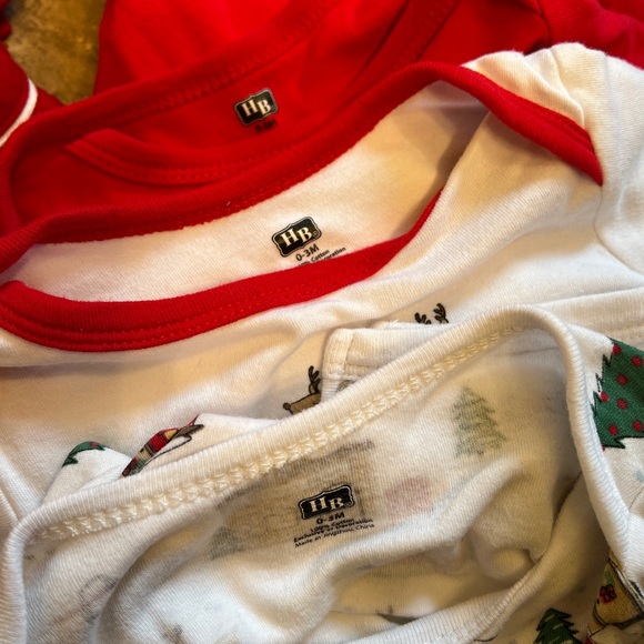Christmas Bundle (0-3 Months) - Picture 7 of 10